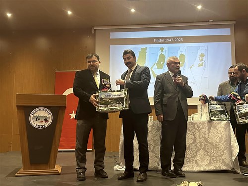 Kaymakamımız Sayın Ertuğrul ARSLAN “İSRAİL SALDIRGANLIĞI, FİLİSTİN DİRENİŞİ”paneline katıldı.