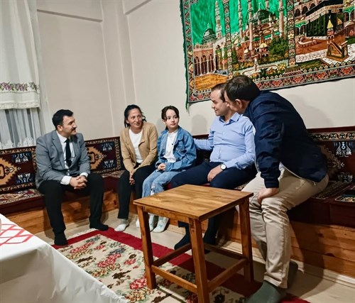 Keles Kaymakamlığı SYDV tarafından düzenlenen iftar programında değerli hemşehrilerimiz ile buluştuk.